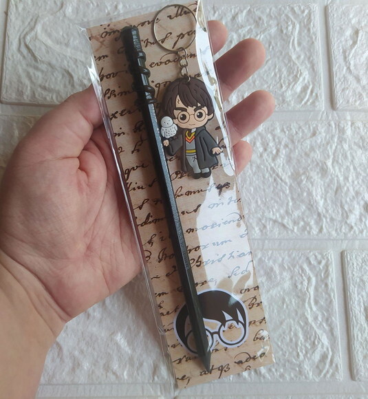 Lembrancinha Harry Potter Lápis Varinha+chaveiro