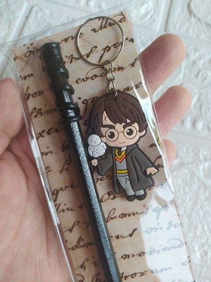 Lembrancinha Harry Potter Lápis Varinha+chaveiro
