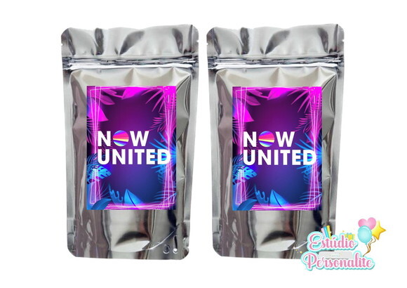 Saquinho metalizado Now United
