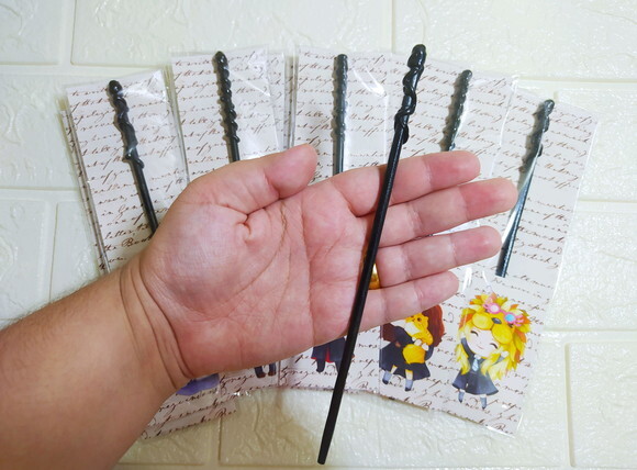 Varinha e Marca Página Harry Potter