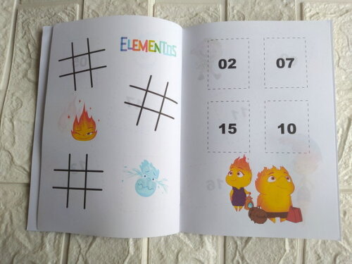 Álbum de Figurinhas Filme Elementos