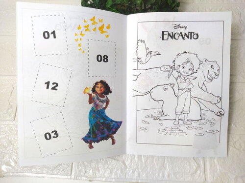 Álbum de Figurinhas Encanto Disney