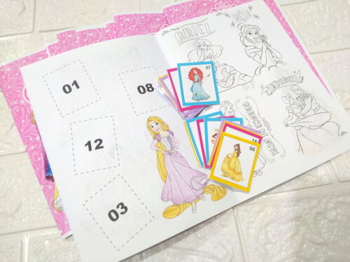 Álbum de Figurinhas Princesas Disney