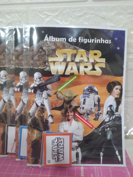 Álbum de Figurinhas Star Wars