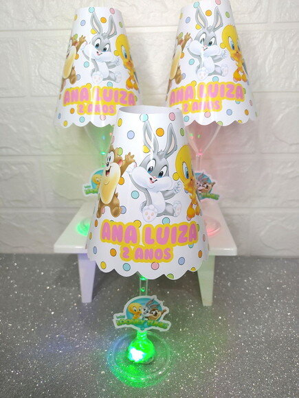 Centro de Mesa Taça Abajur Baby Looney Tunes.