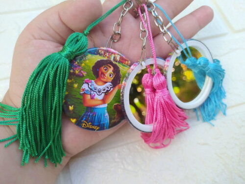 Chaveiro Espelho Encanto Disney.