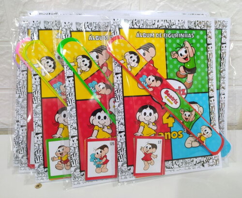 Kit Álbum de Figurinhas+ Pulseira Bate Enrola Mônica
