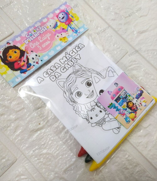 Kit de Colorir + Adesivo a Casa Mágica da Gabby