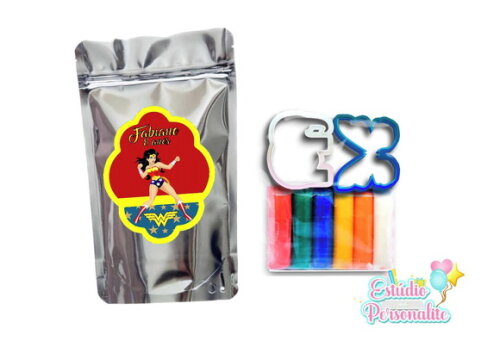 Kit Massinha no Saquinho Metalizado Mulher Maravilha
