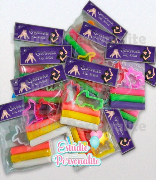Kit Massinha Wandinha Addams