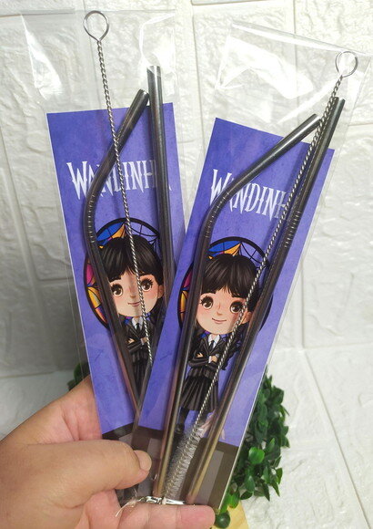 Lembrancinha Wandinha / Kit Canudo Reutilizável