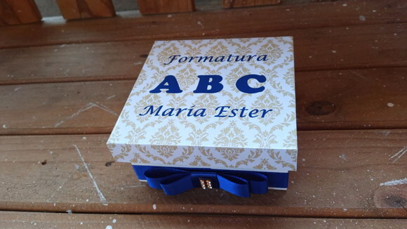 Caixa Abc Tema Realeza de mdf 10x10x4cm