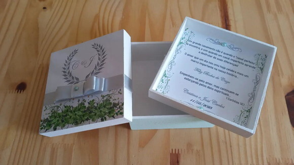 Caixa de mdf Decorada com Mensagem 12x12x7cm