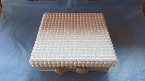 Caixa de mdf Decorada com Pérola 15x15x4cm