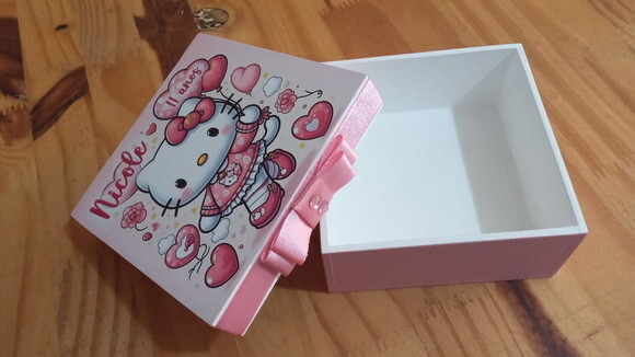 Caixa de mdf Hello Kitty 10x10x4