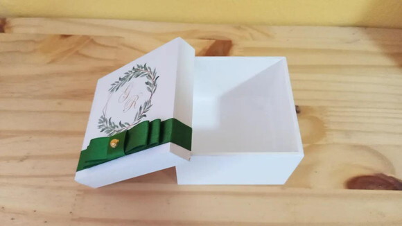 Caixa de mdf Personalizada 8x8x5cm