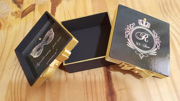 Caixa de mdf Personalizada com Mensagem 10x10x4cm