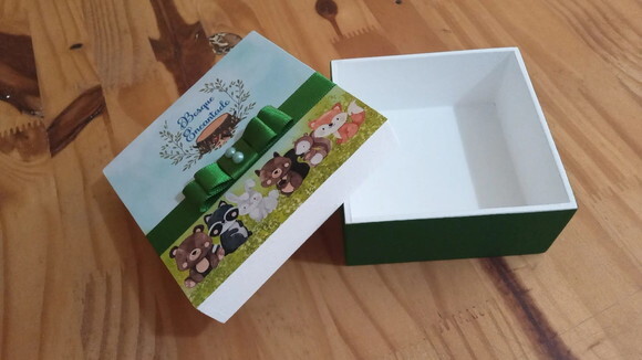 Caixa de mdf Tema Bosque Encantado 10x10x4cm