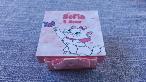 Caixa Gata Marie mdf 8x8x4cm