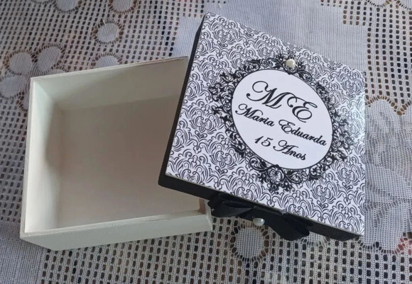 Caixa mdf Personalizada 10x10x4cm