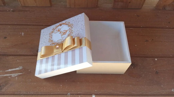 Caixa mdf Personalizada 8x8x4cm com Mensagem