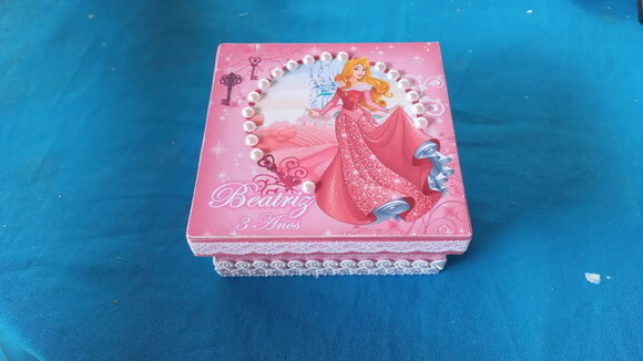 Caixa mdf Personalizada Tema Princesa Aurora 10x10x4