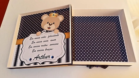 Caixa mdf Ursinho Príncipe 20x20x5cm
