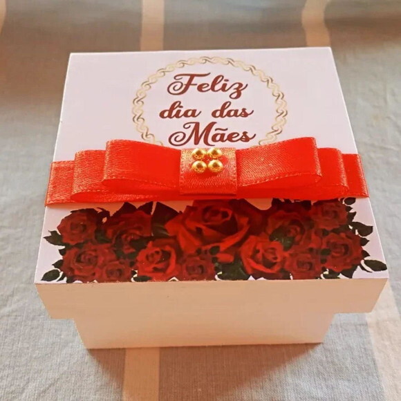 Caixa Personalizada Dia das Mães 8x8x4