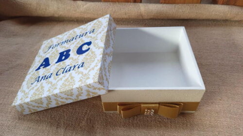 Caixa Abc Tema Realeza de mdf 10x10x4cm