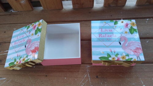 Caixa de mdf Personaizada Tema Flamingo 10x10x4cm