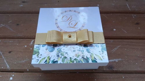 Caixa de mdf Personalizada 10x10x4cm