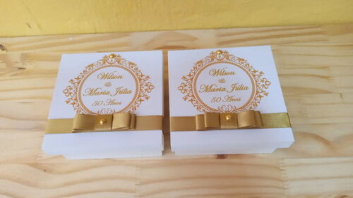 Caixa de mdf Personalizada com Mensagem 10x10x4cm