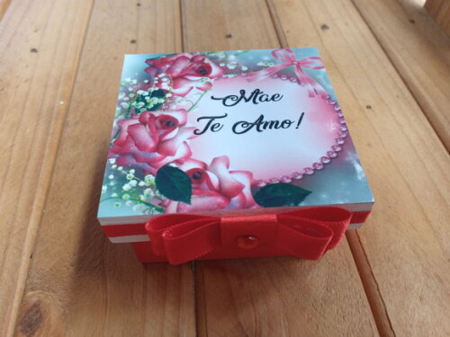 Caixa Dia das Mães 10x10x4