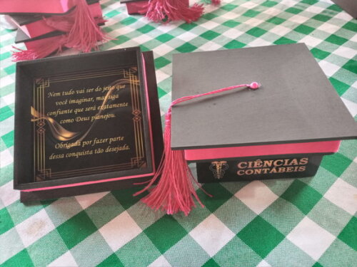 Caixa Formatura Personalizada mdf 10x10x5 com Mensagem
