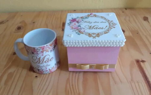 Caixa mdf com Canecas Personalizada Dia das Mães