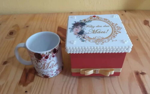 Caixa mdf com Canecas Personalizada Dia das Mães