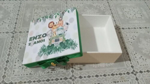 Caixa mdf Tema Safari 10x10x4cm
