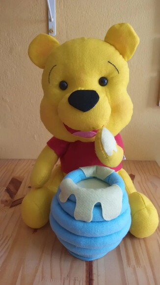 Ursinho Pooh em Feltro 50 cm de Altura