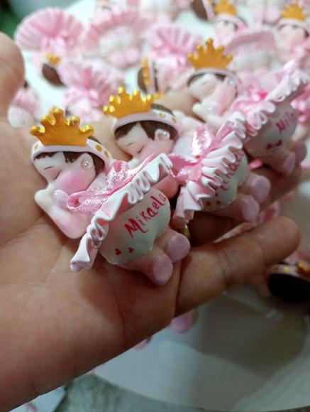 25 Lembrancinhas Bebê Realeza Menina Biscuit