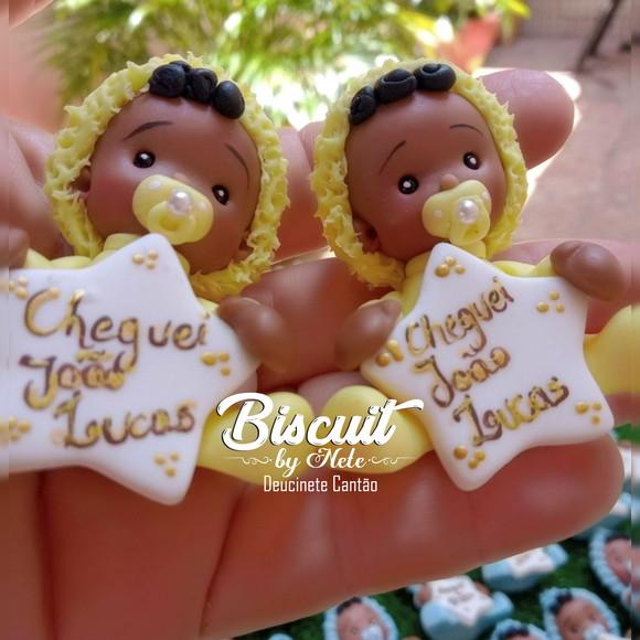 30 Lembrancinhas Bebê Estrelinha Menino Moreno Biscuit