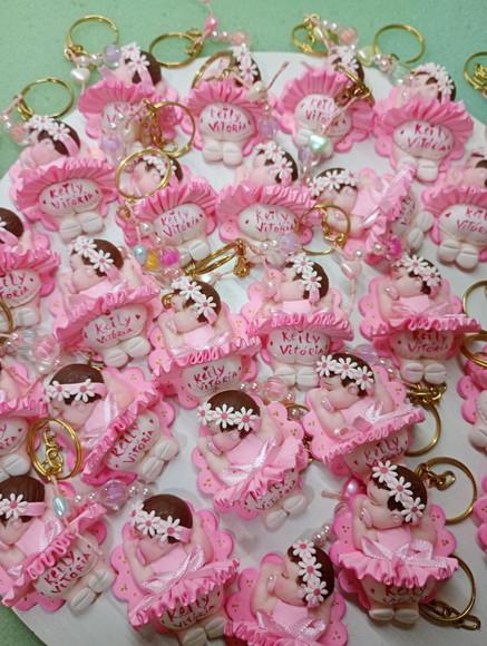 30 Lembrancinhas Bebê Soneca com Guirlanda Biscuit