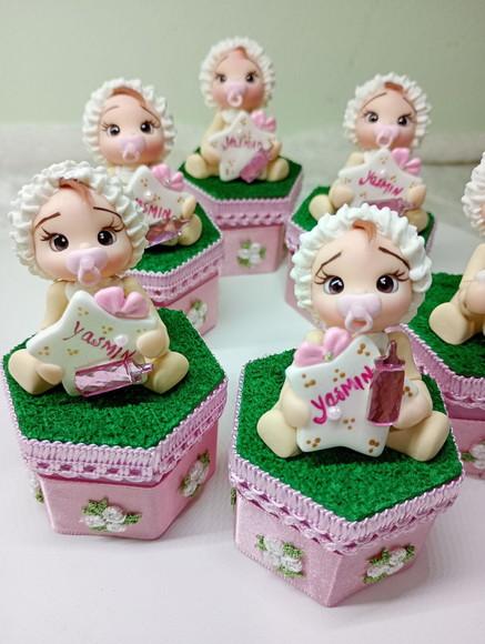 50 Lembrancinhas Bebê Estrelinha Menino e Menina em Biscuit