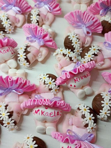 50 Lembrancinhas Bebê Soneca com Guirlanda Biscuit