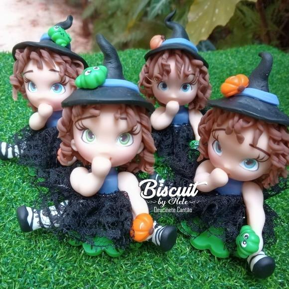 Aplique Bruxinha em Biscuit