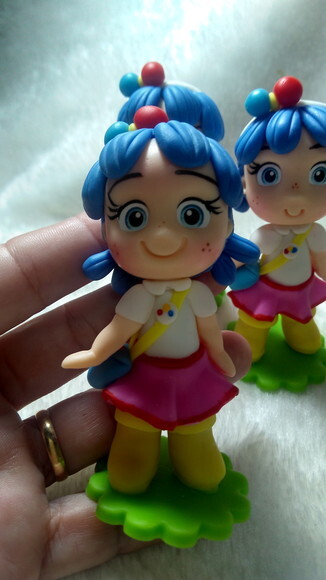 Apliques Vera e Reino do Arco-íris em Biscuit
