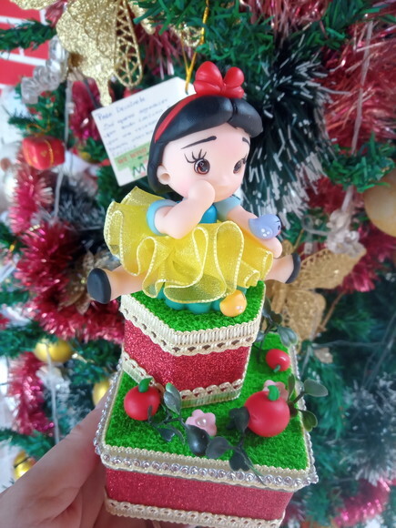 Caixinhas de Acrílico Duplo Luxo Princesa Branca em Biscuit