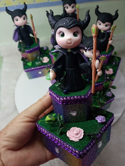 Caixinhas Duplo Luxo Malévola em Biscuit