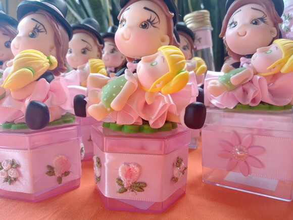 Caixinhas Sextavada Apliques Menina Bita