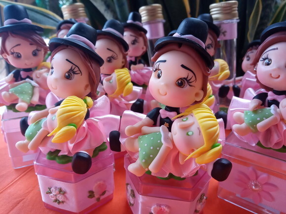 Caixinhas Sextavada Apliques Menina Bita