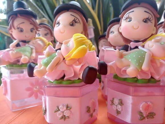 Caixinhas Sextavada Apliques Menina Bita